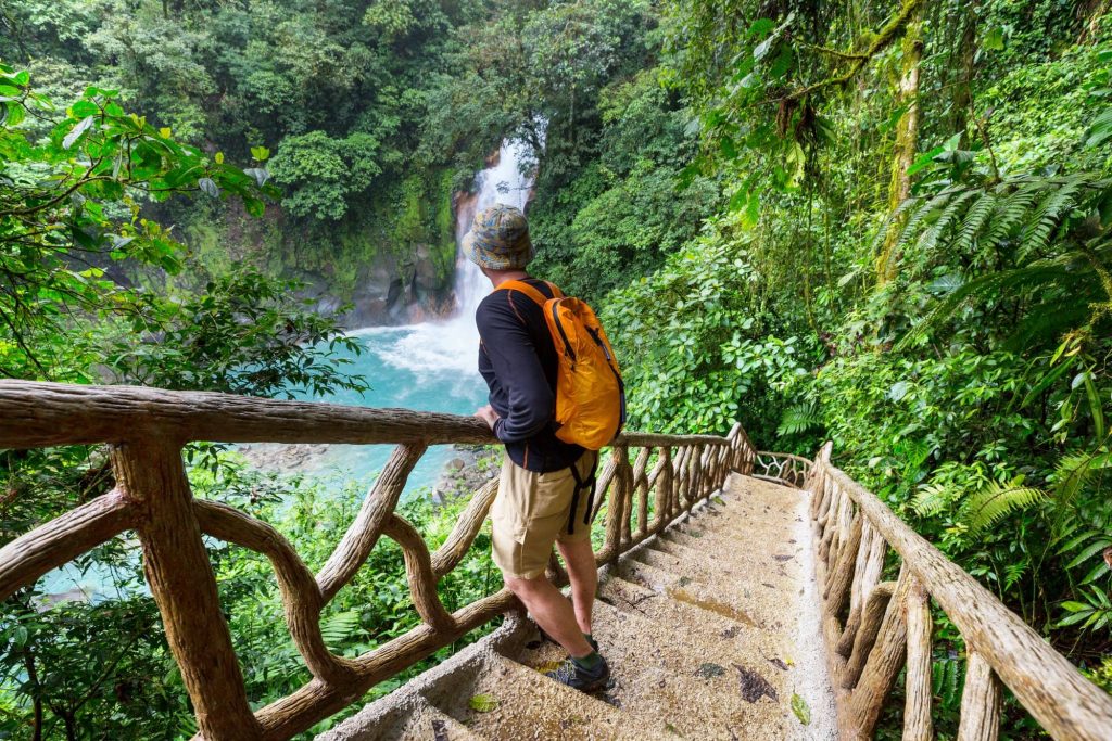 Hiking in green tropical jungle, Costa Rica, Central America — Photo