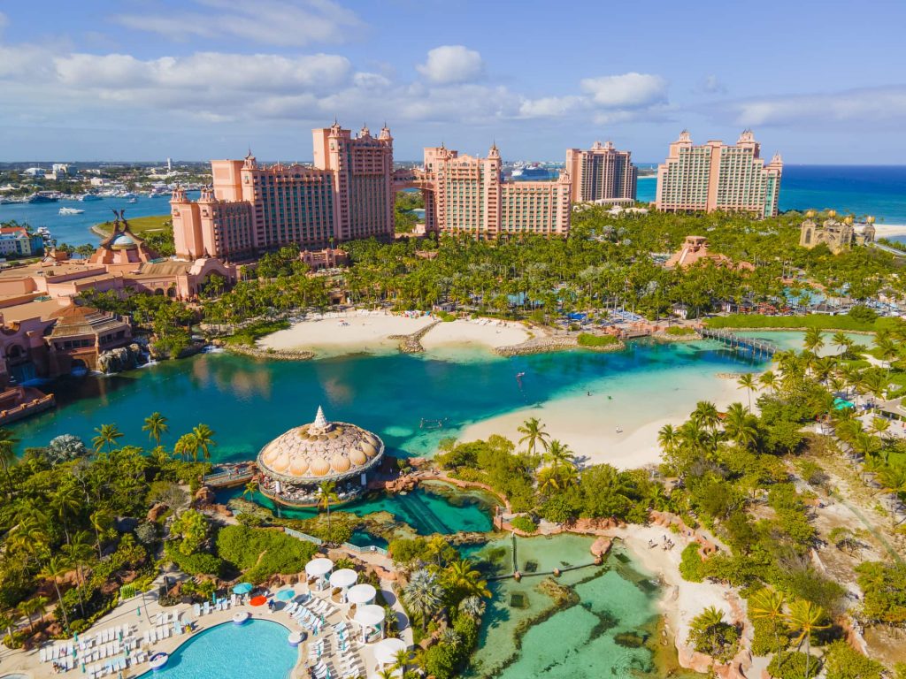Paradise Lagoon aerial view and The Royal Cove Reef Tower at Atlantis Hotel on Paradise Island, Bahamas. — Photo